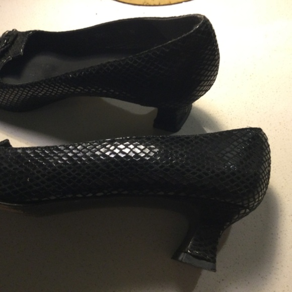 Stuart Wiseman Snakeskin Shoes - Picture 9 of 9